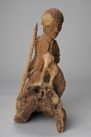 藏品(手持刺槍男性坐像人偶)的圖片