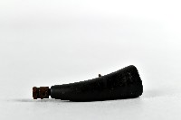 藏品(牛角狀木製火藥筒)的圖片