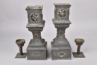 藏品(透雕銅錢方形燭台)的圖片