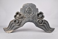 藏品(浮雕雲紋鬼瓦)的圖片