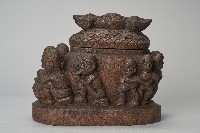 藏品(人群像雙頭百步蛇紋珠寶盒)的圖片