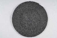 藏品(浮雕人像百步蛇紋及動物石板桌面)的圖片