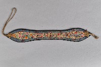 藏品(刺繡花草蝦蟹抹額)的圖片