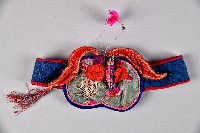 藏品(青底花草刺繡童帽)的圖片