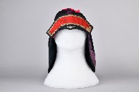 藏品(黑底紫邊刺繡布帽)的圖片