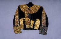 藏品(刺繡男上衣)的圖片