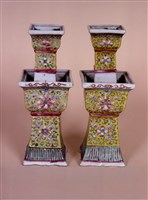 藏品(四方燭台)的圖片