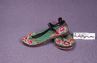 藏品(繡花布鞋)的圖片