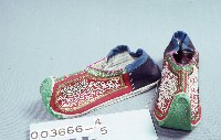 藏品(繡花鞋)的圖片