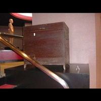 藏品(薰櫥木箱)的圖片