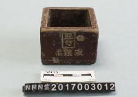 藏品(測量用的工具)的圖片