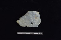 藏品(穿孔石板)的圖片