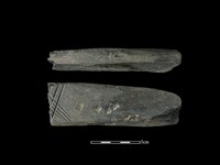 藏品(有槽石棒)的圖片