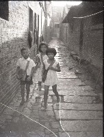 藏品(迎著晨曦上學去（1950至2006年臺灣常民生活）)的圖片