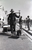 藏品(挑擔郎（1950至2006年臺灣常民生活）)的圖片