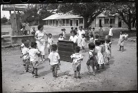 藏品(唱遊課（1950至2006年臺灣常民生活）)的圖片