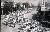 藏品(國慶遊行（1950至2006年臺灣常民生活）)的圖片