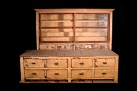 藏品(葯櫃)的圖片