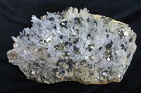 藏品(石英/黃鐵礦)的圖片