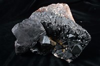 藏品(鋅鐵尖晶石)的圖片