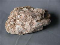 藏品(偉晶岩)的圖片