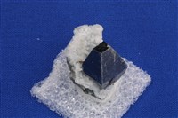 藏品(銳鈦礦)的圖片