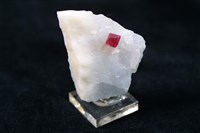 藏品(尖晶石)的圖片