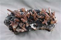 藏品(石英/赤鐵礦)的圖片