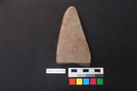 藏品(磨製石器殘件)的圖片