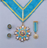 藏品(五等卿雲勳章)的圖片