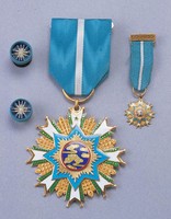 藏品(九等卿雲勳章)的圖片