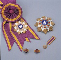 藏品(二等景星勳章)的圖片