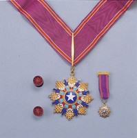 藏品(四等景星勳章)的圖片