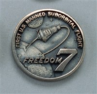 藏品(阿婆羅七, 八號飛行紀念章)的圖片