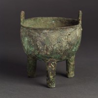 藏品(雷紋小鼎)的圖片