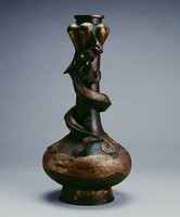 藏品(蒜頭細頸蟠龍瓶)的圖片