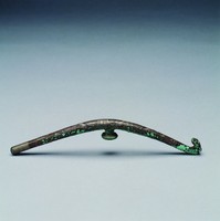 藏品(錯銀捲雲紋螭龍帶鉤)的圖片