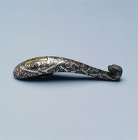 藏品(錯金銀捲雲紋螭龍帶鉤)的圖片