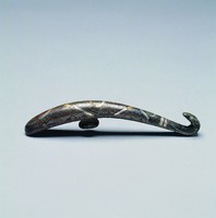 藏品(錯金銀捲雲紋螭龍帶鉤)的圖片