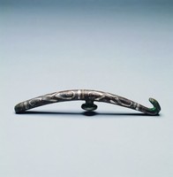 藏品(錯銀捲雲紋螭龍帶鉤)的圖片