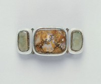 藏品(銅鎏金鑲翡翠、海草瑪瑙帶首)的圖片