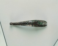 藏品(獸首幾何紋琴形帶鉤)的圖片