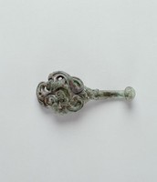 藏品(獸首龍形鏤空帶鉤)的圖片