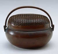 藏品(幾何錢文蓋提把式暖爐)的圖片