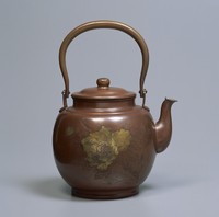 藏品(刻花提樑壺)的圖片