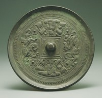 藏品(六朝式神人畫像龍虎紋鏡)的圖片