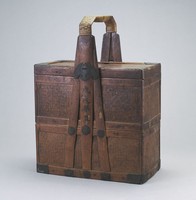 藏品(兩層方形竹籃)的圖片