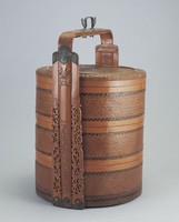 藏品(三層圓形謝籃)的圖片