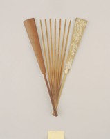 藏品(竹刻紅墩詞及自畫像扇骨)的圖片