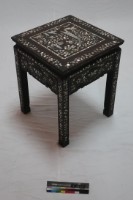 藏品(檀木螺鈿方椅)的圖片